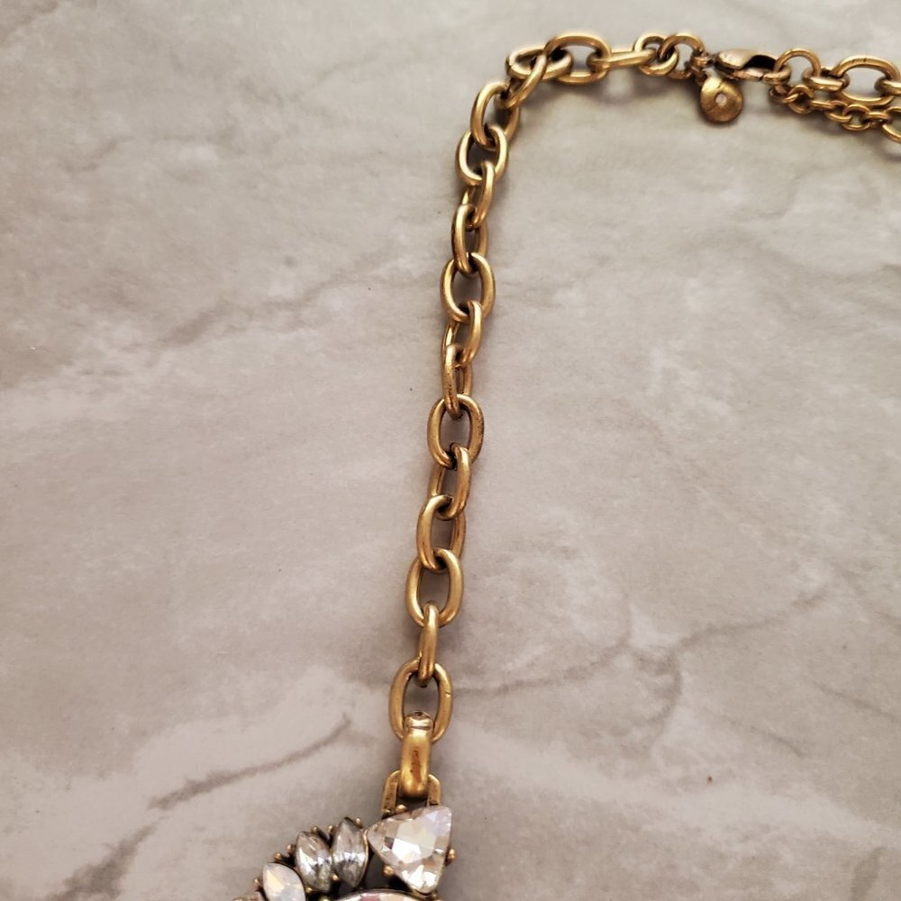 ✨ J.Crew Rhinestones Crystals Shield Cluster Antiqued Statement Necklace ✨ - Picture 9 of 16